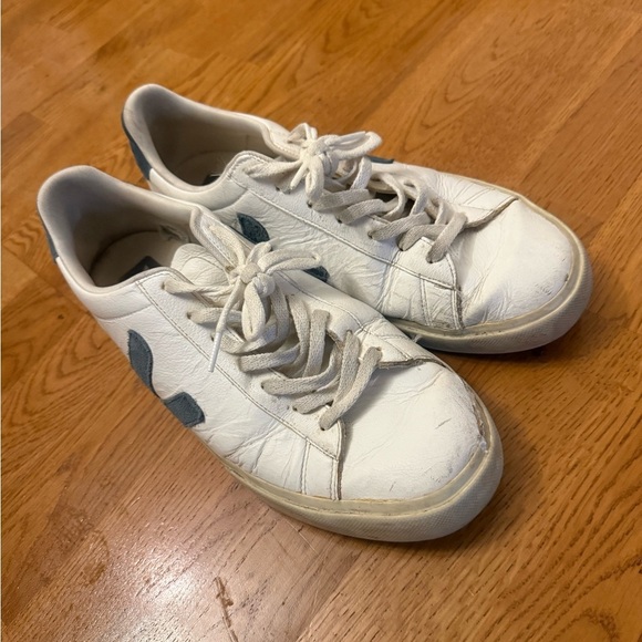 Veja White and Blue Men's Sneakers - Picture 9 of 12